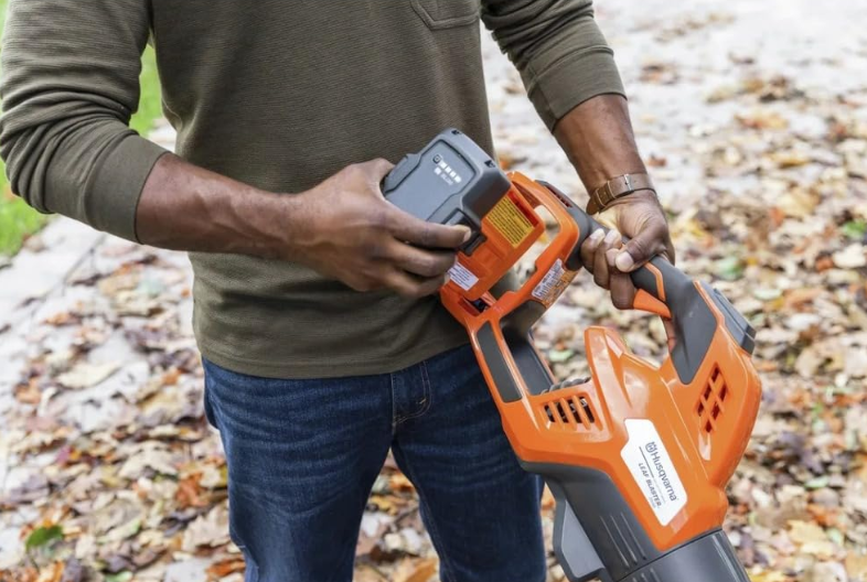 Husqvarna Leaf Blaster 350iB Cordless Leaf Blower 200 MPH, 40V Battery Included