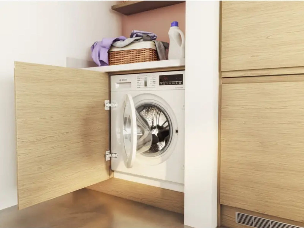 Bosch Series 4 Integrated Washer Dryer model 45cutop7u