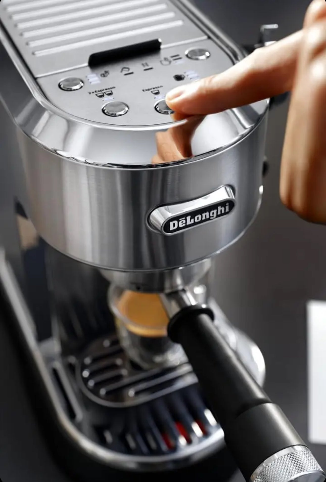 De'Longhi Dedica Maestro Plus EC950.M Semi-Automatic Espresso Machine